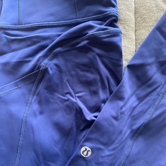 Lululemon Leggings with Pockets - Picture 3 of 4